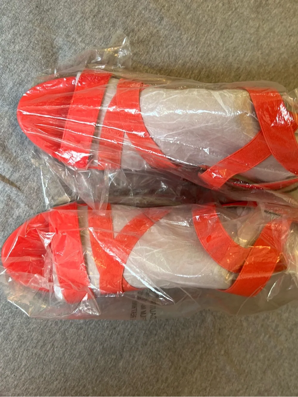 Liz Claiborne Coral Strappy Elastic Wedge Sandals